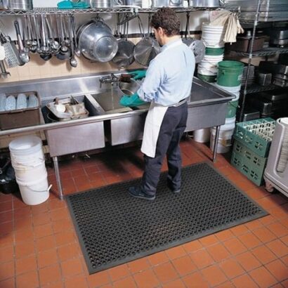 Mata gastronomiczna czerwona (91x152cm)