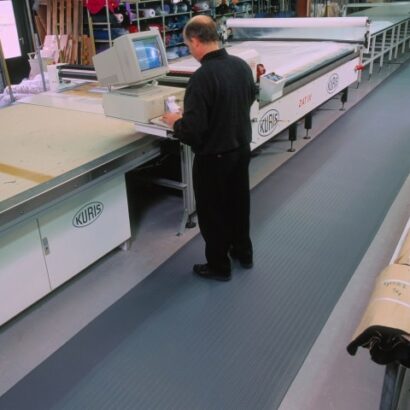 Mata przemysłowa rowkowana (60x91cm)