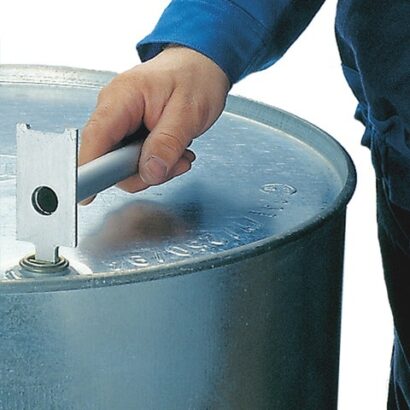 Metalowy klucz do beczek