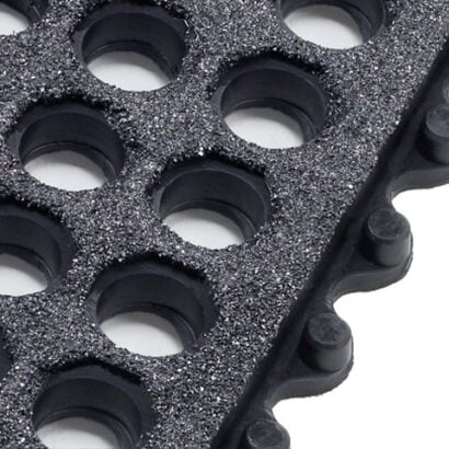 Modułowa mata antypoślizgowa z otworami